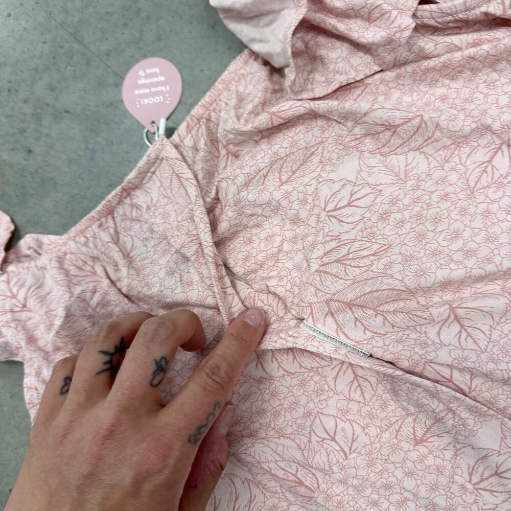 NWT Kindred Bravely Ruffle Strap Labor & Delivery Gown in Pink Hydrangea sz XS - Picture 11 of 13